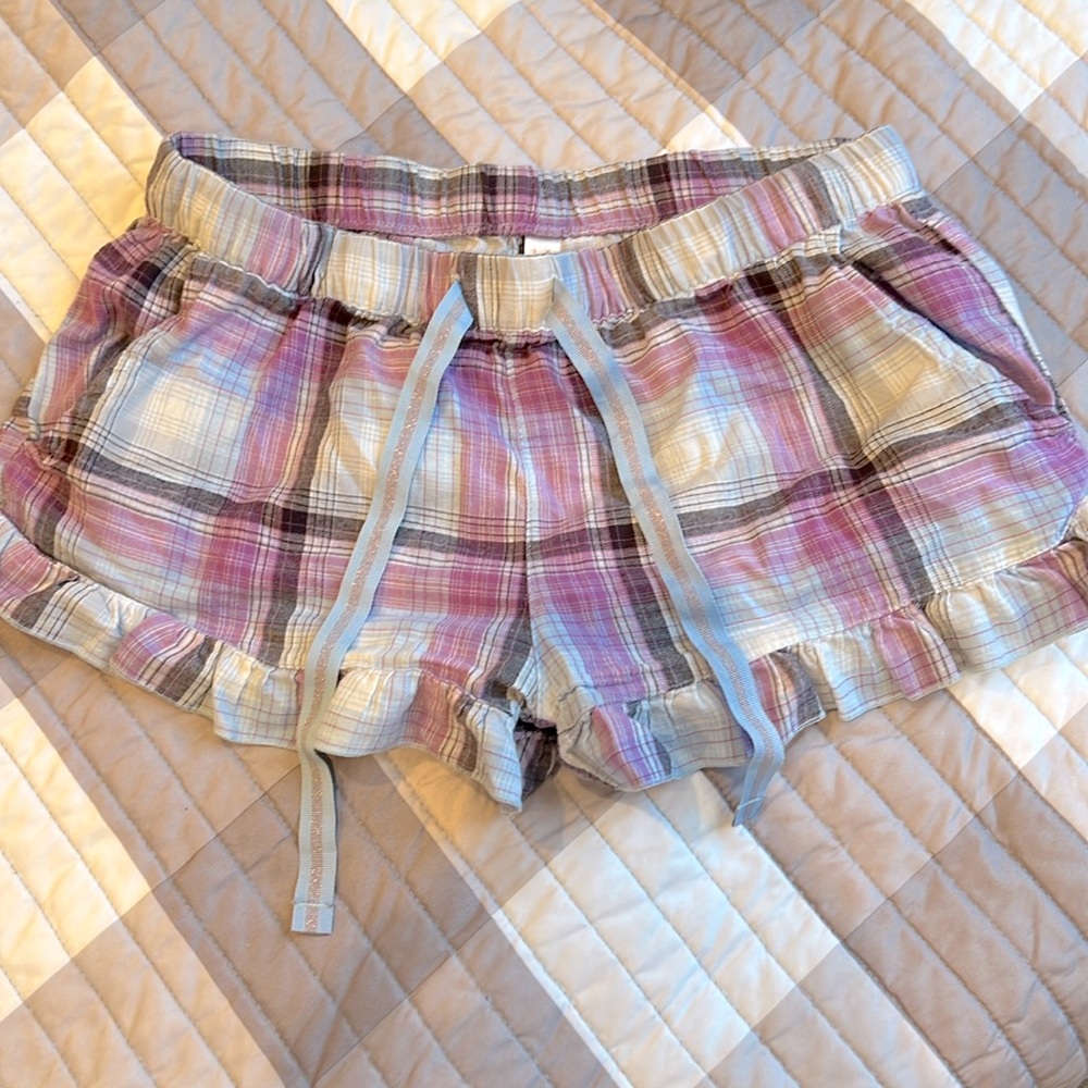 Cute Ruffle Trim Booty Sleep Shorts with Pockets in Size XS